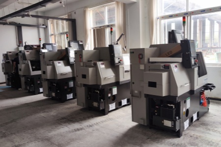 6臺(tái)B0125-V精密自動(dòng)車床 交付客戶現(xiàn)場